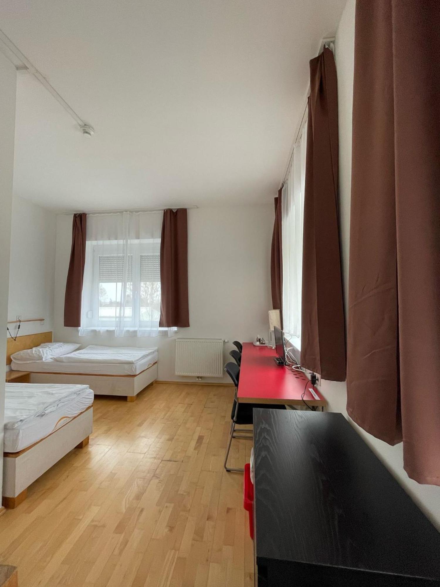 Workbase Hostel Wien Ngoại thất bức ảnh