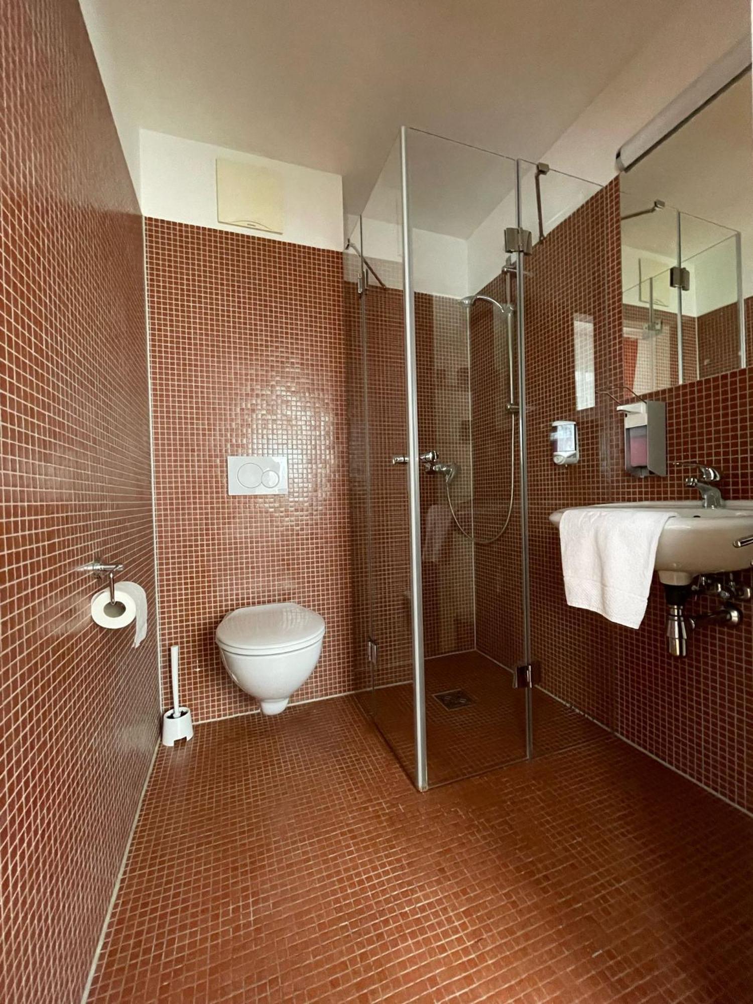 Workbase Hostel Wien Ngoại thất bức ảnh