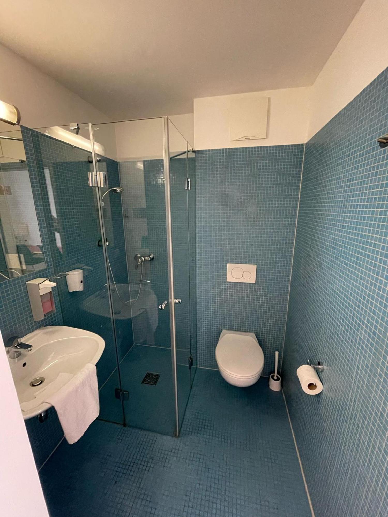 Workbase Hostel Wien Ngoại thất bức ảnh