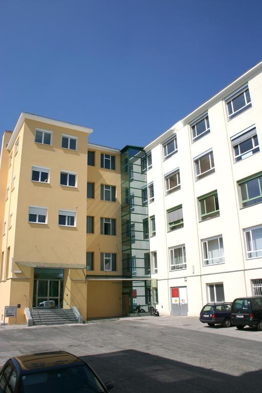 Workbase Hostel Wien Ngoại thất bức ảnh